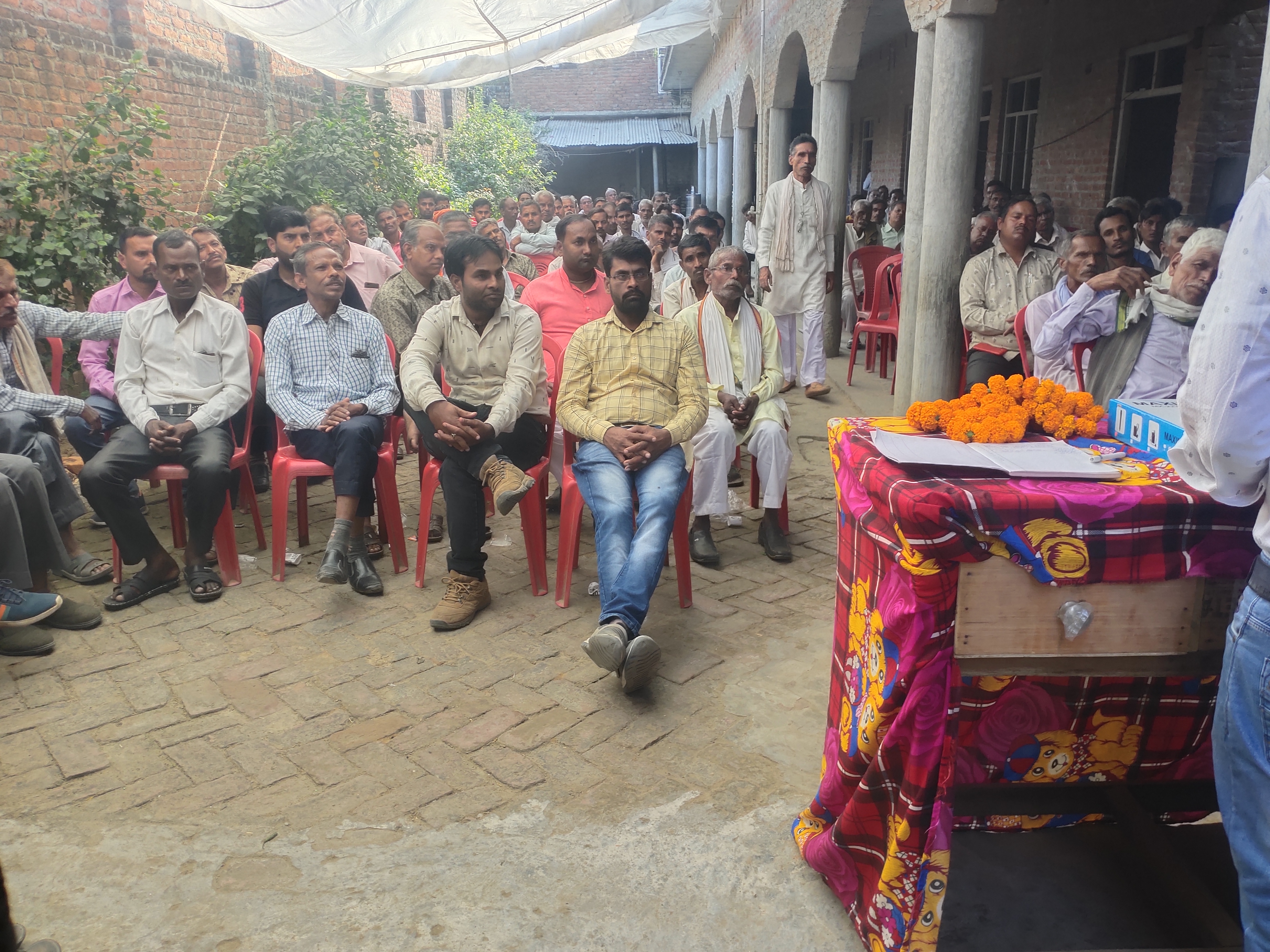 बरेली - 126 विधानसभा क्षेत्र आँवला के ग्राम हरदासपुर में मैथिल जन सभा का हुआ आयोजन।
