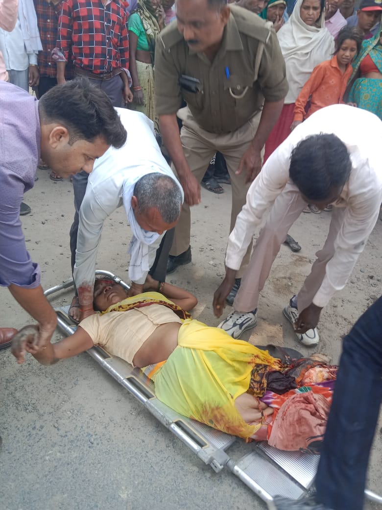 फर्रुखाबाद:ट्रक की टक्कर से महिला की हुई मौत