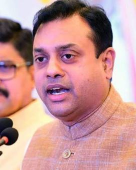 संबिद पात्रा का आरोप  कि दिल्ली सरकार ने पराली के नाम पर राजनीति कर रही है