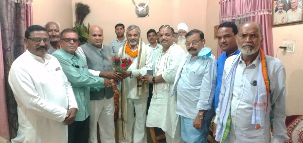 रायपुर-:छत्तीसगढ़ मनवा कुर्मी क्षत्रिय समाज के केंद्रीय अध्यक्ष का चुनाव अंतत