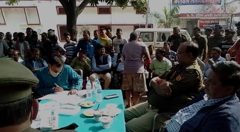 रायबरेली: सीओ की देखरेख मे वाहनों की हुयी नीलामी