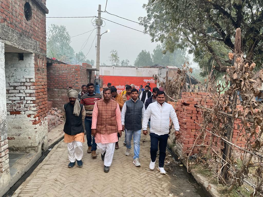 भोजीपुरा/बरेली-बीजेपी का भोजीपुरा में तूफानी दौरा कर बताई नीतियाँ