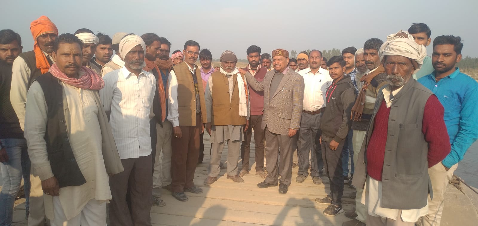 बरेली-पुल बनाओ समिति के अध्यक्ष ने जनप्रतिनिधियों पर जमकर निकाली भड़ास