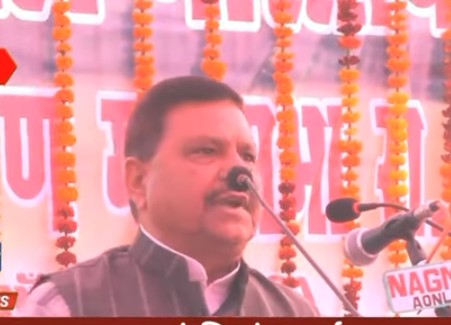 बरेली- समाजसेवी ने बिल्सी विधायक पर साधा निशाना, बोले "बकने से नही करने से सफलता मिलेगी"