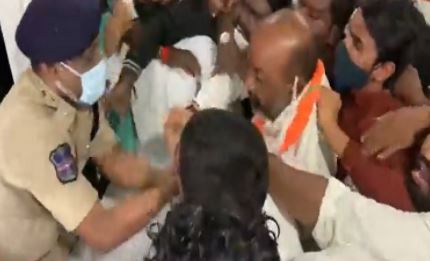 भाजपा अध्यक्ष कोविड नियमों के उल्लंघन के आरोप में गिरफ्तार, नड्डा बोले- ये लोकतंत्र की हत्या