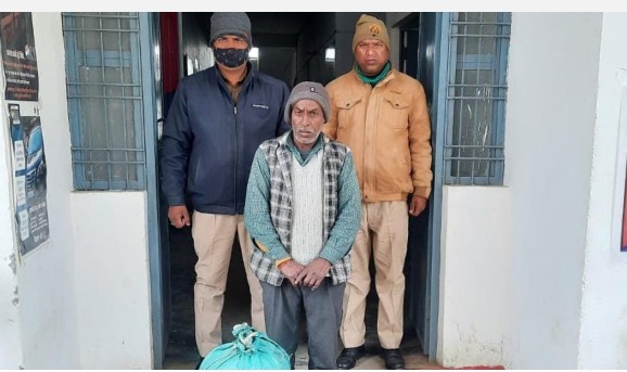 बरेली-कच्ची शराब बनाने के उपकरण और 20 ली.शराब के साथ किया गिरफ्तार