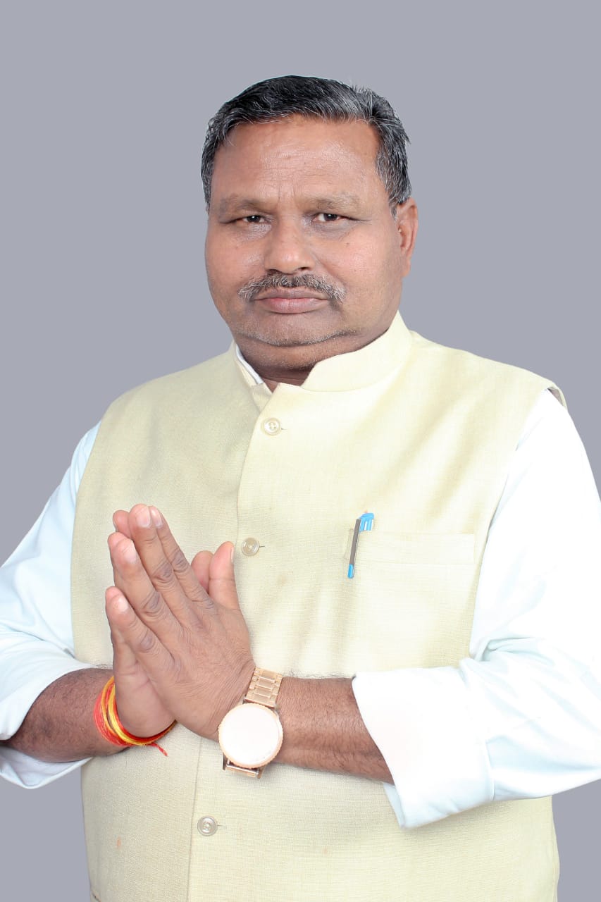पीलीभीत: पूरनपुर विधानसभा क्षेत्र से बाबूराम पासवान फिर बने भाजापा प्रत्याशी, कार्यकर्ताओं में दौड़ी खुशी की लहर