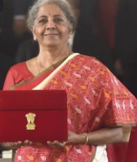 क्या हुआ महंगा और क्या हुआ सस्ता, बजट पेश होने के बाद पढ़ें पूरी लिस्ट