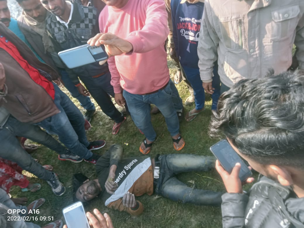 पीलीभीत: पत्नी को ससुराल छोड़कर वापस घर लौट रहे युवक की सड़क हादसे में मौत।