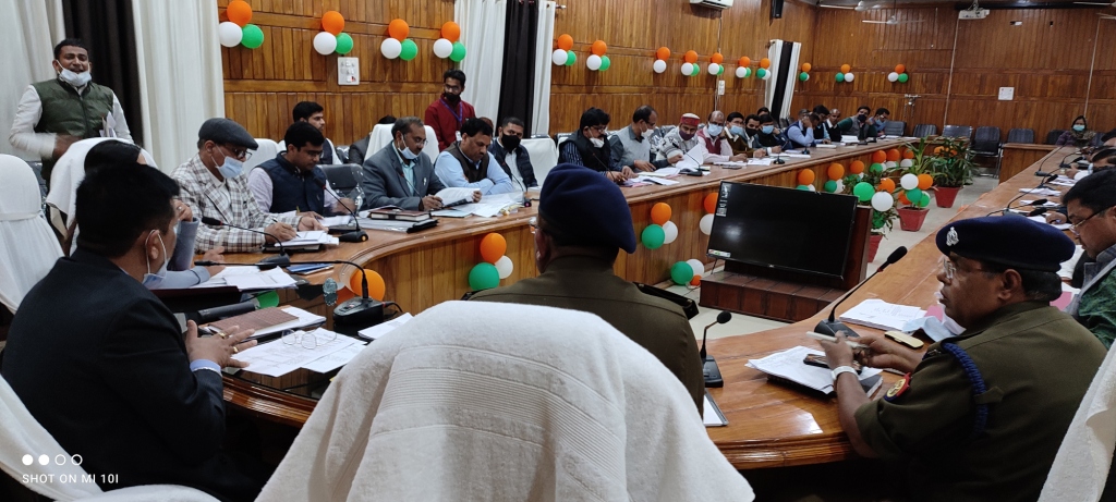 बहराइच: शान्ति अवधि के लिए आयोग द्वारा जारी दिशा निर्देशों का कड़ाई से अनुपालन सुनिश्चित कराएं अधिकारी डीएम व एसएसपी