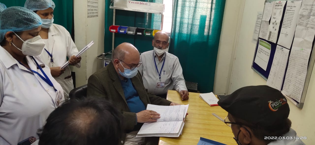 फर्रुखाबाद-डॉ राममनोहर लोहिया चिकित्सालय (पुरुष) का एंक्वास की टीम ने किया निरीक्षण