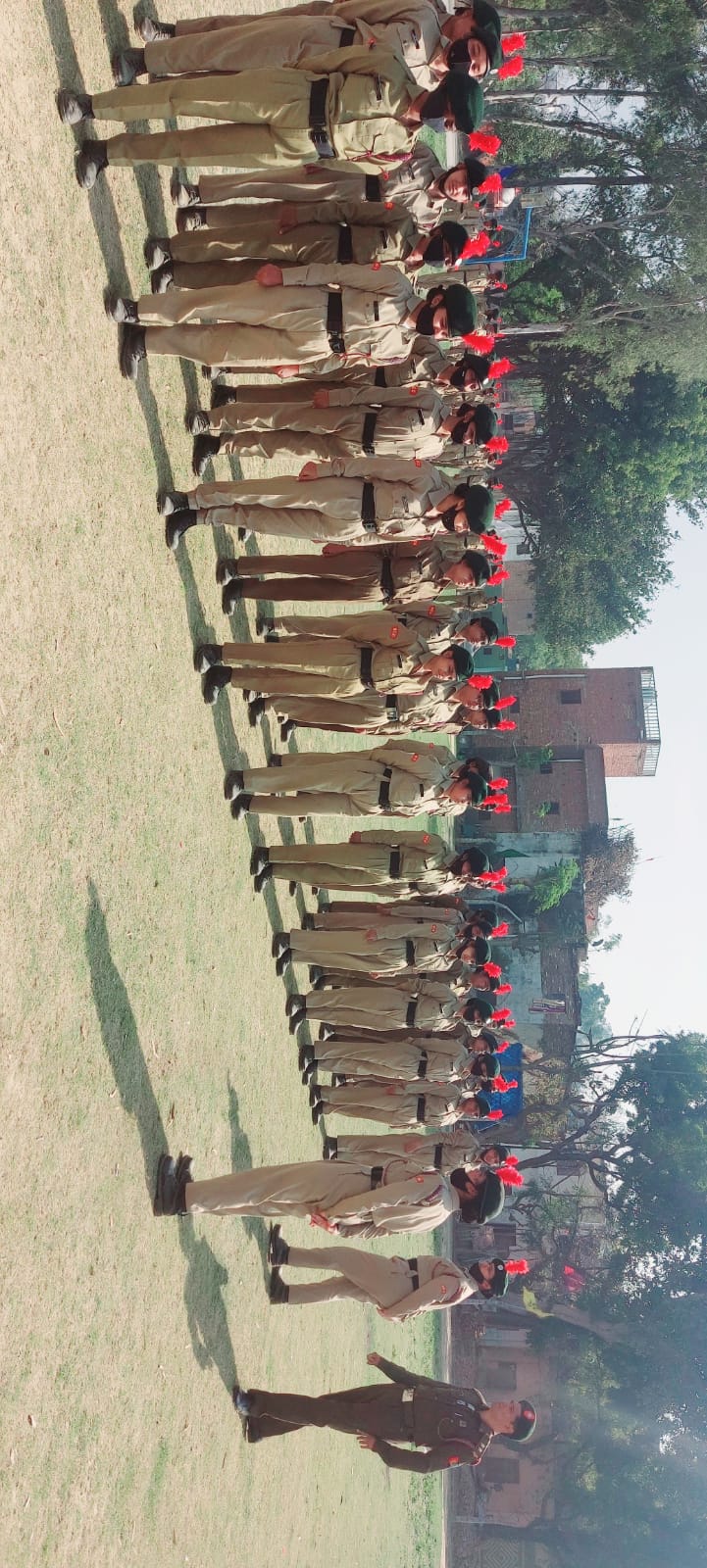 फर्रुखाबाद-12 यूपी बटालियन एनसीसी फतेहगढ़ के कमांडिंग आफिसर कर्नल रोमिल शर्मा के दिशा निर्देशन में एनसीसी की बी सर्टिफिकेट परीक्षा हेतु ( सीएटीसी- 51) एनसीसी कैंप, आर्मी पब्लिक स्कूल फतेहगढ़ में चल रहा है।