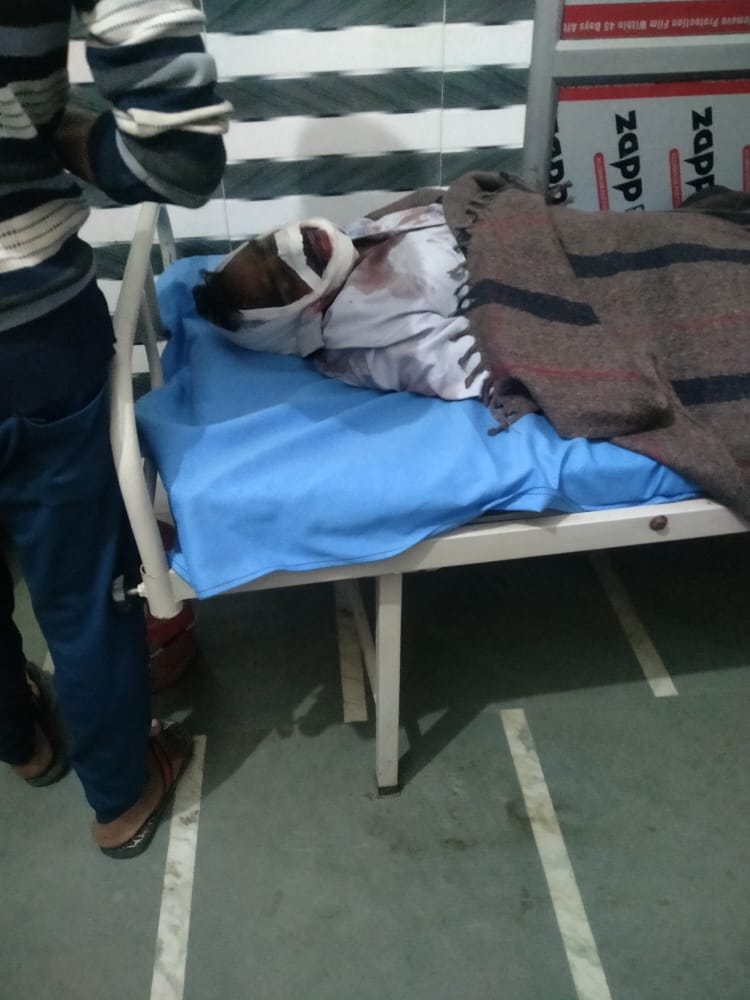 बहराइच: पत्रकार की बाइक में अज्ञात बाइक सवार द्वारा ठोकर मारने से पत्रकार हुआ गंभीर रूप से घायल