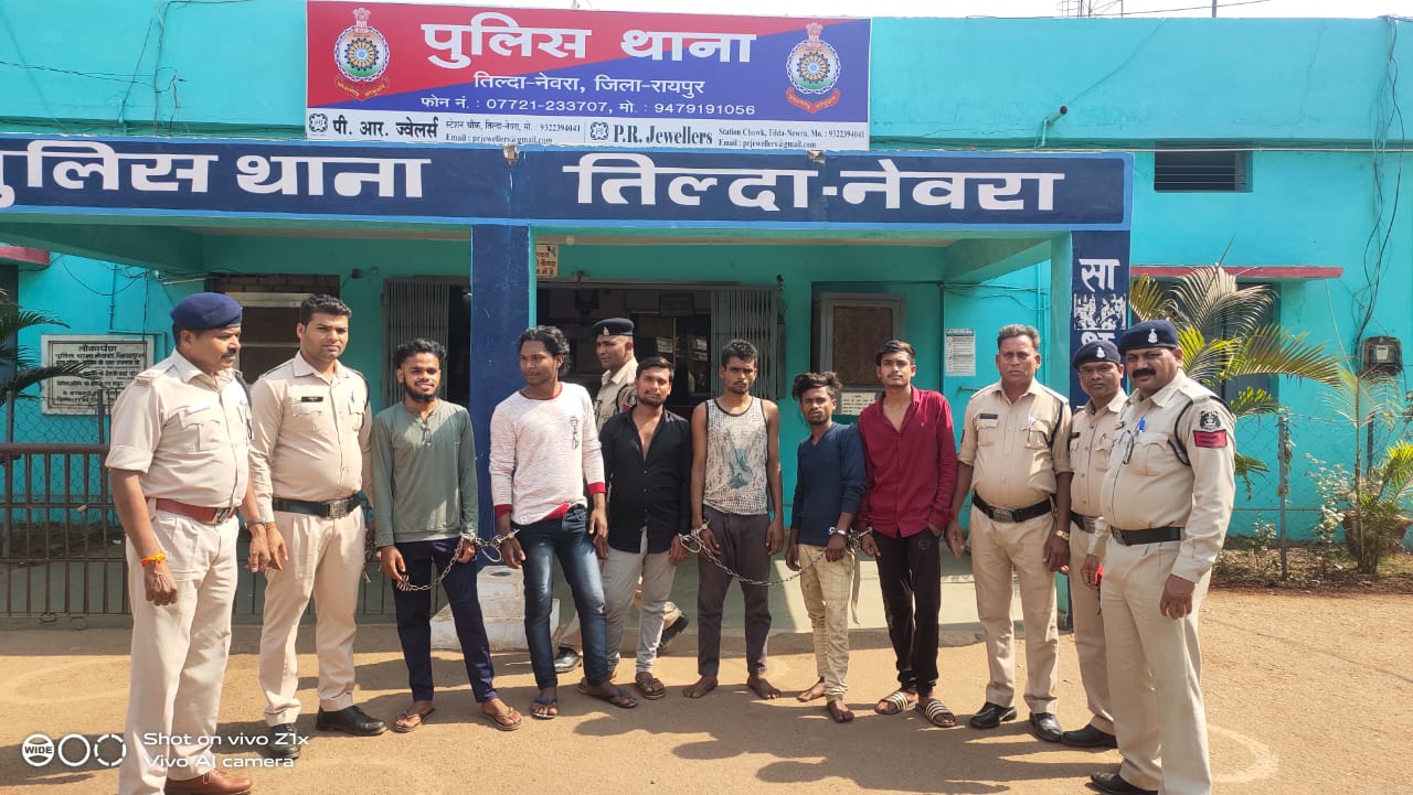 रायपुर :- बीती रात युवक की हत्या मामले में पुलिस किया खुलासा, 6 आरोपी गिरफ्तार