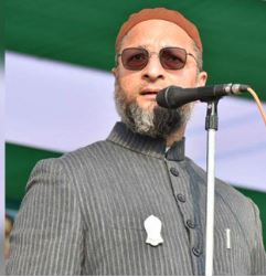 AIMIM के कार्यकर्ता असदुद्दीन ओवैसी पर दिल्ली पुलिस की FIR से भड़क गए , प्रदर्शन के बाद 30 से ज्यादा गिरफ्तार