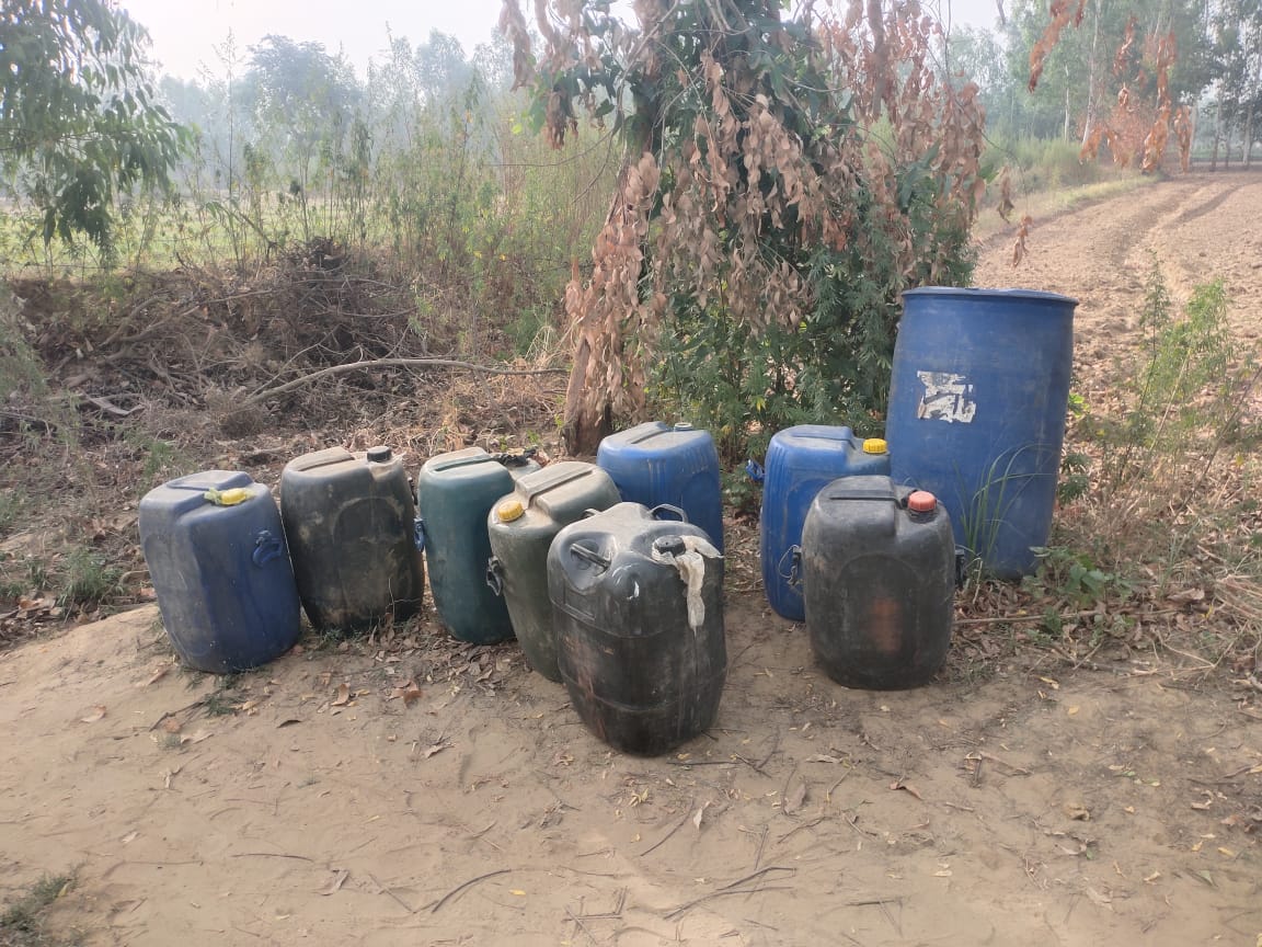 बरेली -सिरौली मे धड़ल्ले से होता है पेट्रोलियम का माफिया खेल,पुलिस रहती है मौन