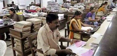 उपराज्यपाल का निर्देश: निष्क्रिय सरकारी कर्मचारी दिल्ली में जबरन रिटायर किए जाएंगे