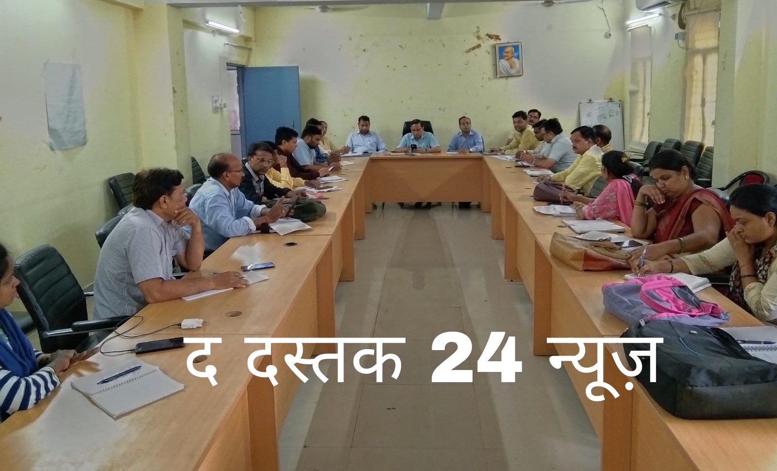 फर्रूखाबाद:विश्व हेपेटाइटिस दिवस (28 जुलाई) पर गोष्ठी कर किया जागरूक,हेपेटाइटिस है गंभीर,जन जागरूकता से ही दूर होगी यह बीमारी-सीएमओ
