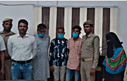 बरेली : फर्जी आधार, पैन कार्ड सुविधा केंद्र का पर्दाफास, गिरफ्तार