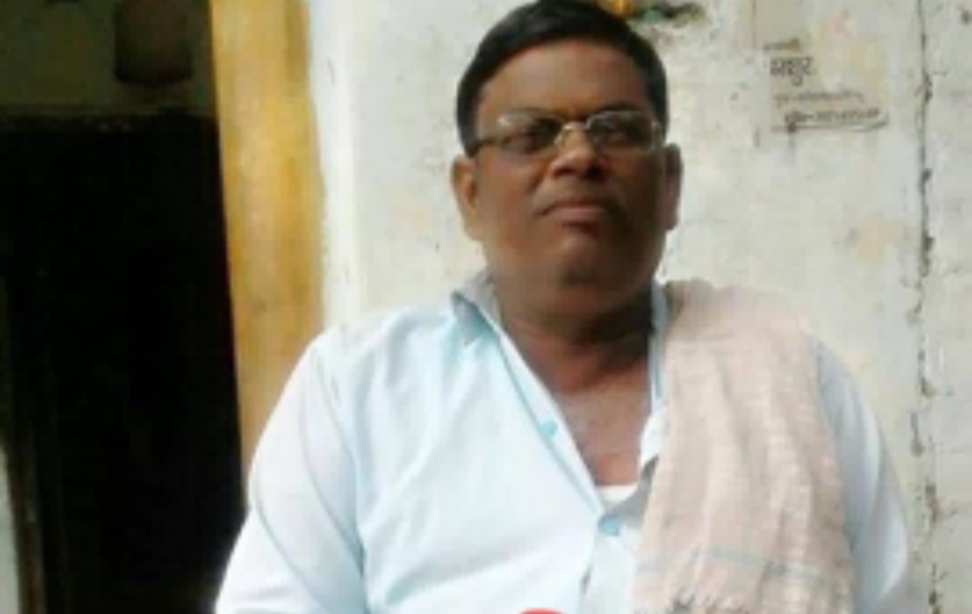 फर्रूखाबाद:पंचायत मित्र द्वारा मनरेगा में किया गया घोटाला, सरकारी पैसा हो रहा गवन