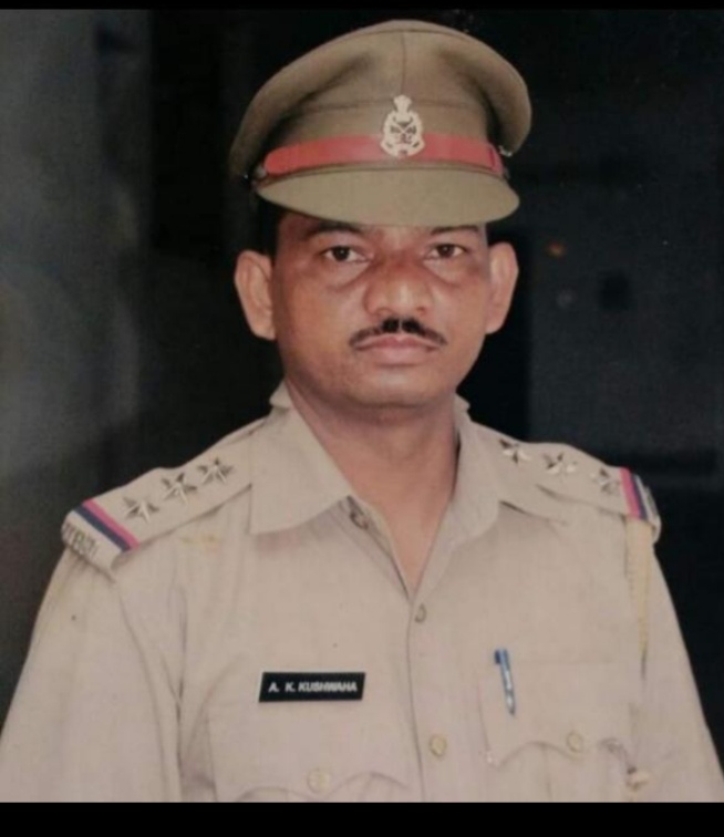 गोरखपुर के नए जेलर अरुण कुमार कुशवाहा ने पदभार संभाला