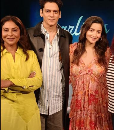आलिया भट्ट ने डार्लिंग्स के जरिए एक झटके में कमा लिए कितने करोड़ रुपये