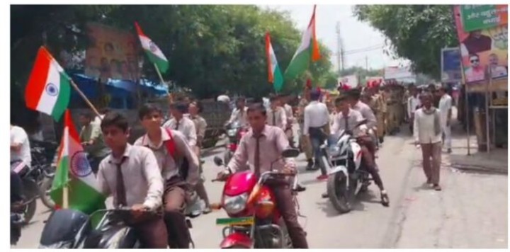बरेली :आजादी के अमृत महोत्सव को खास बनाने के लिए लगाएं "हर घर तिरंगा"