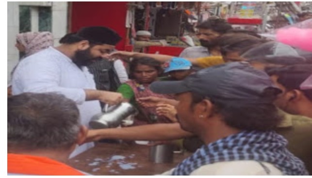 बरेली :पहलवान साहब की मजार पर, लगाया गई , इस बार भी सरबत की सबील