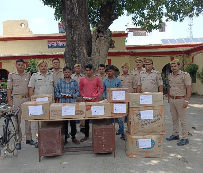 पीलीभीत:थाना बिलसण्डा पुलिस द्वारा  24 घण्टे के अन्दर घटना का सफल अनावरण करते हुये, पुलिस के साथ मुठभेड व दुकान से चोरी किया हुआ माल की बरामदगी के साथ 03 नफर अभियुक्तों को अवैध शस्त्र के साथ गिरफ्त्तार किया
