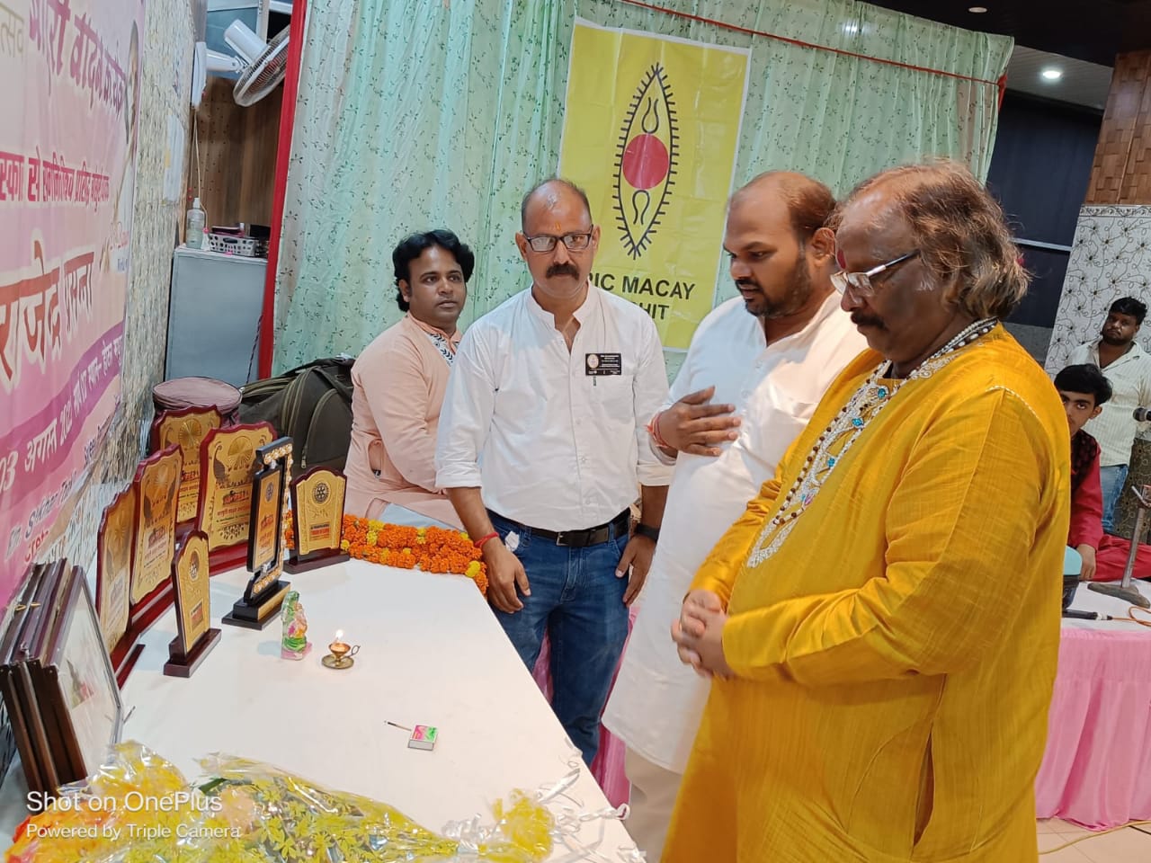 पीलीभीत : आजादी के 75 में आजादी महोत्सव के उपलक्ष में बांसुरी वादन का कार्यक्रम का आयोजन करा।
