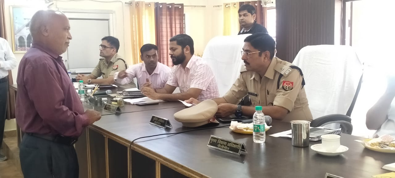 पीलीभीत :सम्पूर्ण समाधान दिवस में 20 शिकायती प्रार्थना पत्र प्राप्त हुये तथा मौक पर 11 का हुआ निस्तारण।