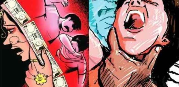 बरेली - भमौरा थाना क्षेत्र में दहेज की खातिर विवाहिता को उतारा मौत के घाट।