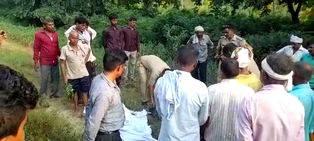 बरेली - ट्रेन से कटकर बुजुर्ग की दर्दनाक मौत,परिवार में मचा कोहराम।
