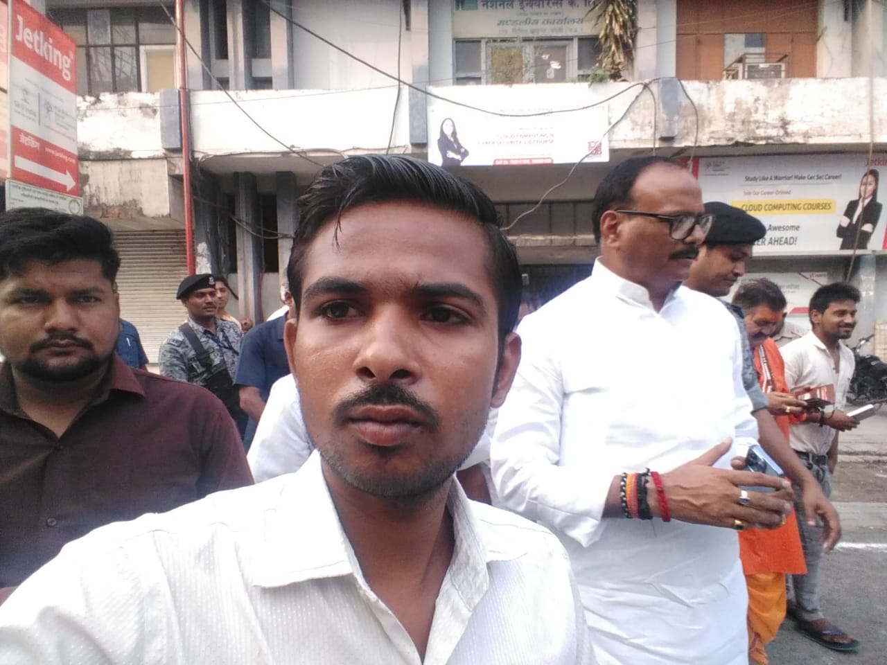 बरेली - बरेली पहुंचे डिप्टी सीएम बृजेश पाठकजिला अस्पताल का किया निरक्षण।