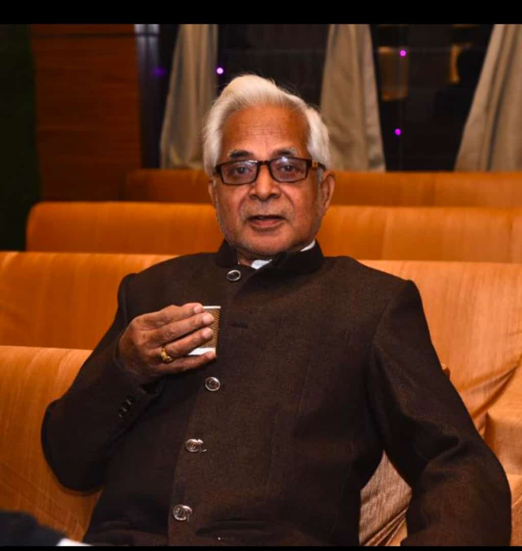 जौनपुर:पंद्रह पदो के लिए सिविल कोर्ट बार एसोसिएशन का चुनाव सकुशल हुआ सम्पन्न,जितेंद्र उपाध्याय हुए अध्यक्ष