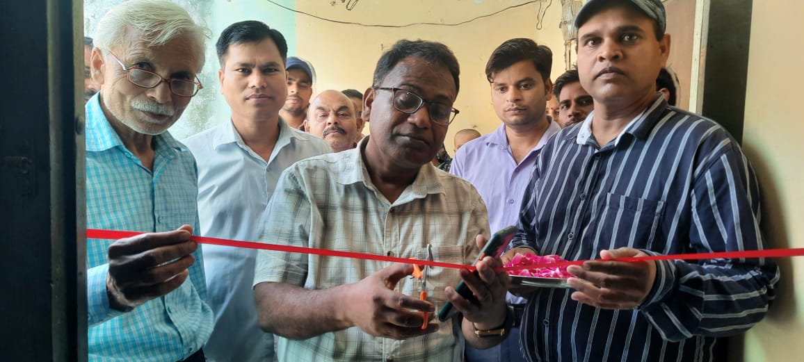 पीलीभीत: राजकीय फल संरक्षण केंद्र द्वारा आयोजित महात्मा गाँधी खाद्य प्रसंस्करण ग्राम स्वरोजगार योजना के अन्तर्गत एक मासीय उद्यमिता विकास प्रशिक्षण का उद्धघाटन संजय कुमार, सहायक आयुक्त जिला उद्योग केंद्र द्वारा किया गया।