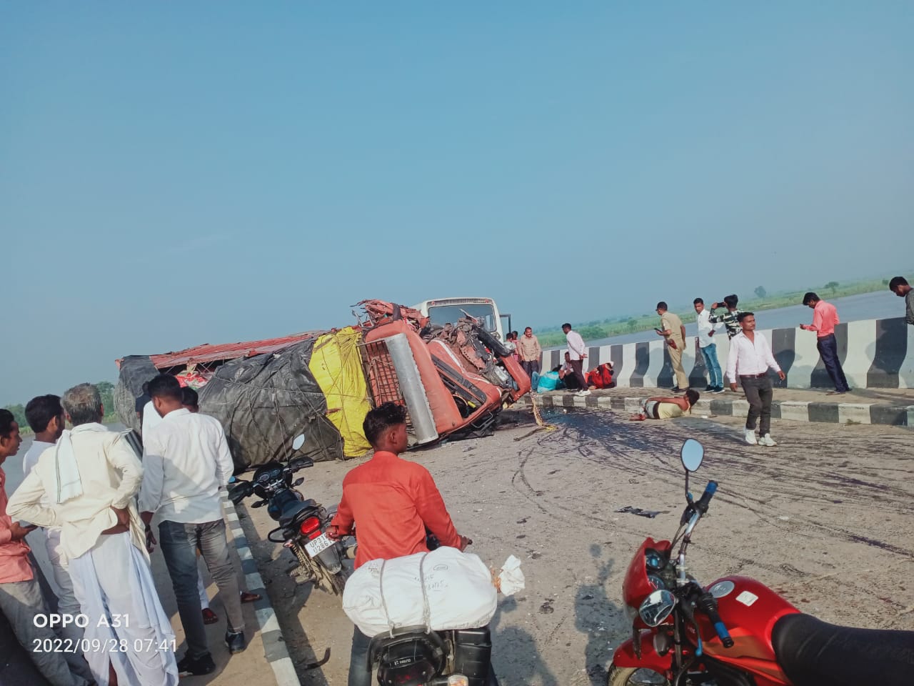 यूपी: लखीमपुर खीरी सड़क हादसे में मरने वालों की संख्या बढ़कर 8 हुई