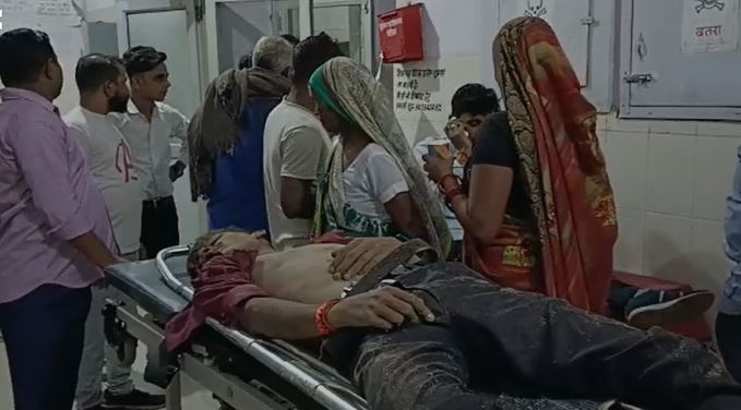 पीलीभीत  : बरेली हाईवे पर ललौरीखेड़ा पुलिस चौकी के समीप डिवाइडर से टकराकर बाइक सवार युवक की हुई मौत
