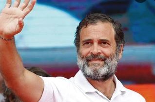 कांग्रेस अध्यक्ष के लिए आज 6ठी बार होगा चुनाव, मल्लिकार्जुन खड़गे या शशि थरूर?