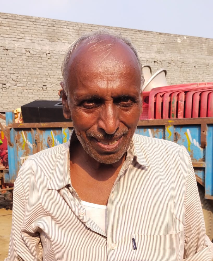 आँवला/बरेली - लगातार पांचवीं बार रामलीला कमेटी के अध्यक्ष बने मगन मूर्ति पाण्डेय।