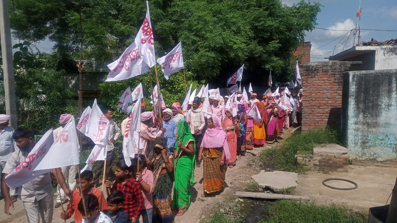 पीलीभीत :जयगुरुदेव सत्संग के अनुयायियों द्वारा शाकाहारी रैली का आयोजन किया गया ।