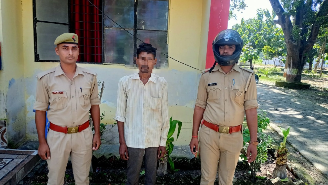 सिद्धार्थनगर -थाना चिल्हिया पुलिस द्वारा 01 नफर वारटीं अभियुक्त को गिरफ्तार कर जेल भेजा गया