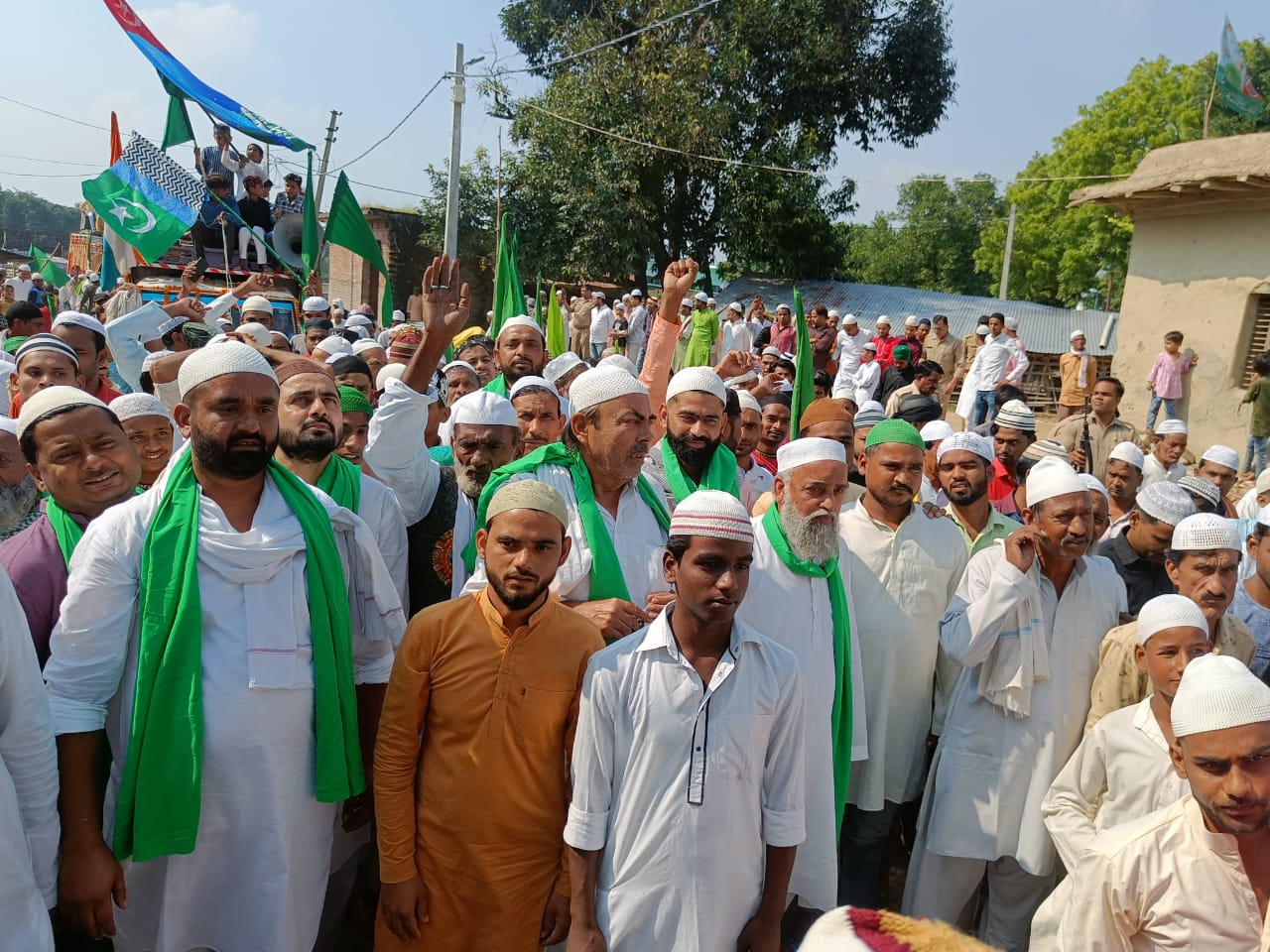 सीतापुर:पैगंबर हजरत मोहम्मद के जन्मदिन पर जुलूस ए मोहम्मदी निकाला गया