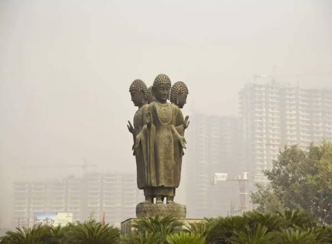 गौतमबुद्ध नगर: ग्रेटर नोएडा देश का सबसे प्रदूषित शहर:AQI 400 पहुंचा, बंद हो सकता है कंस्ट्रक्शन और फैक्ट्रियों का संचालन केंद्रीय प्रदूषण कंट्रोल बोर्ड