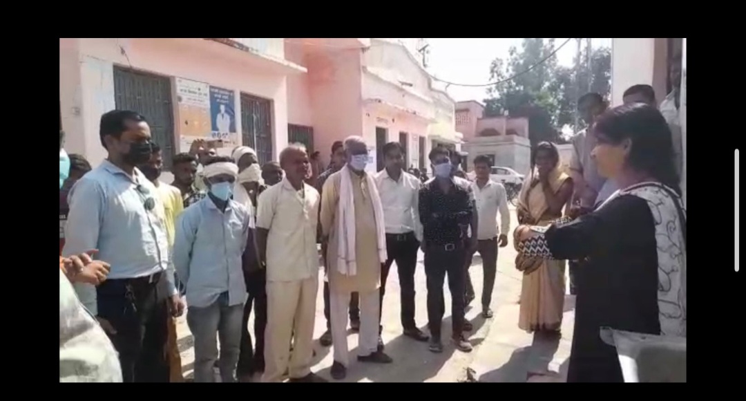 फर्रुखाबाद:कोरोना ने डाली लोगों में हाथ धोने की आदत -सीएमओ