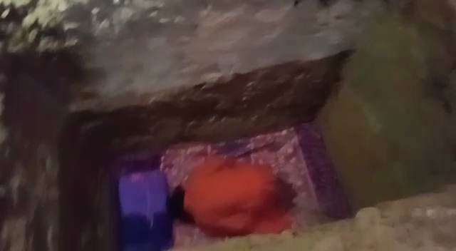आँवला/बरेली - बाबा विजय देव नाथ महाराज ने  24 घंटे की ली समाधि।