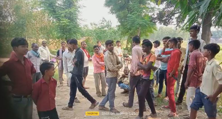 शाहजहांपुर: पुत्र ने कुल्हाड़ी से काटकर पिता की कर दी हत्या