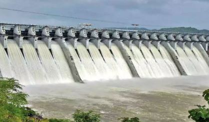 नर्मदा लाइन की शिफ्टिंग में जुटा निगम, 50 से ज्यादा इलाकों में असर