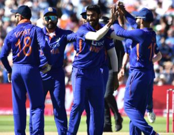 टीम इंडिया को 55 रन पर दूसरा झटका, धवन भी आउट…
