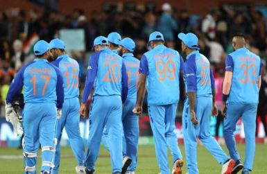 इंडिया क्रिकेट टीम के बुरे नतीजे पर लोगों ने किये जमकर ट्ववीट, 'हार्दिक पांड्या को कैप्टन बनाओ